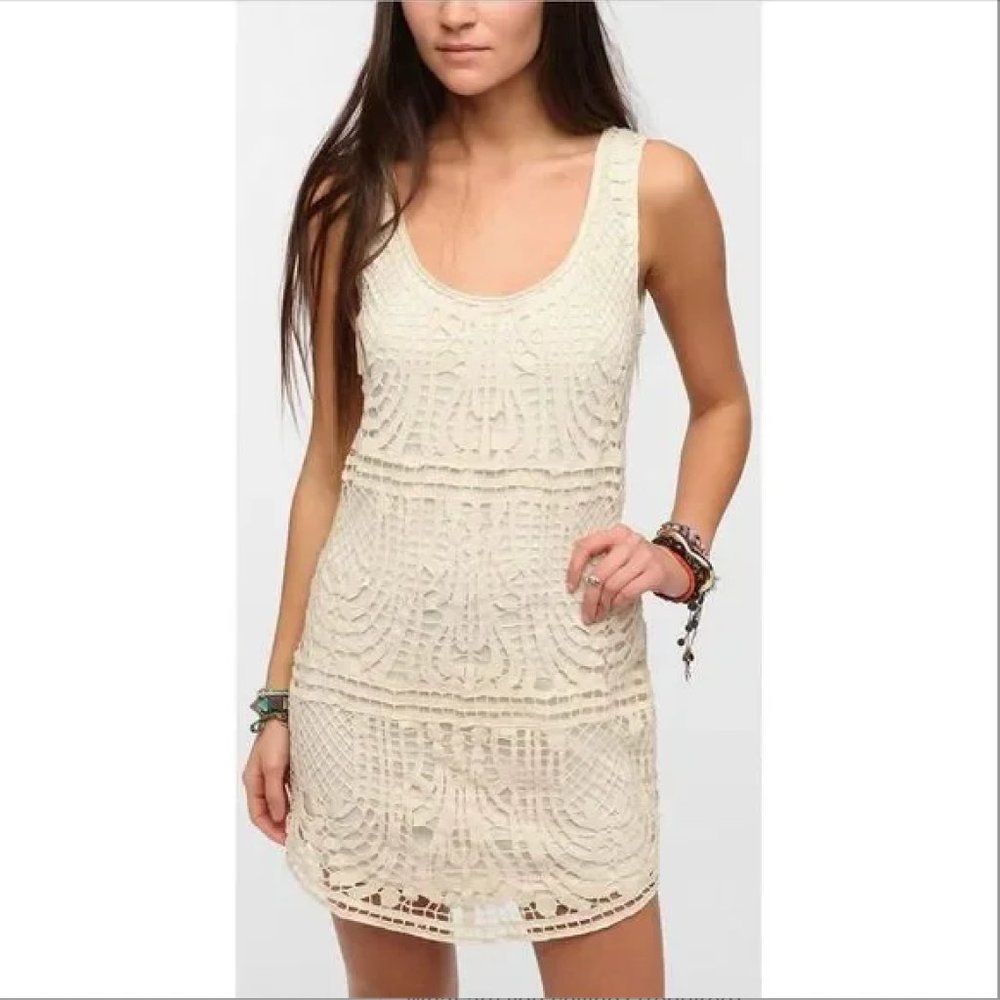 Staring at the Stars White Crochet Dress - Size 8